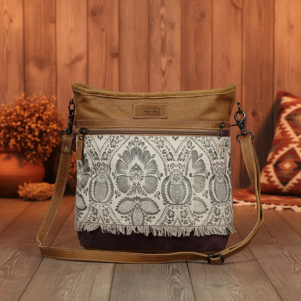 Brandish Shoulder Bag